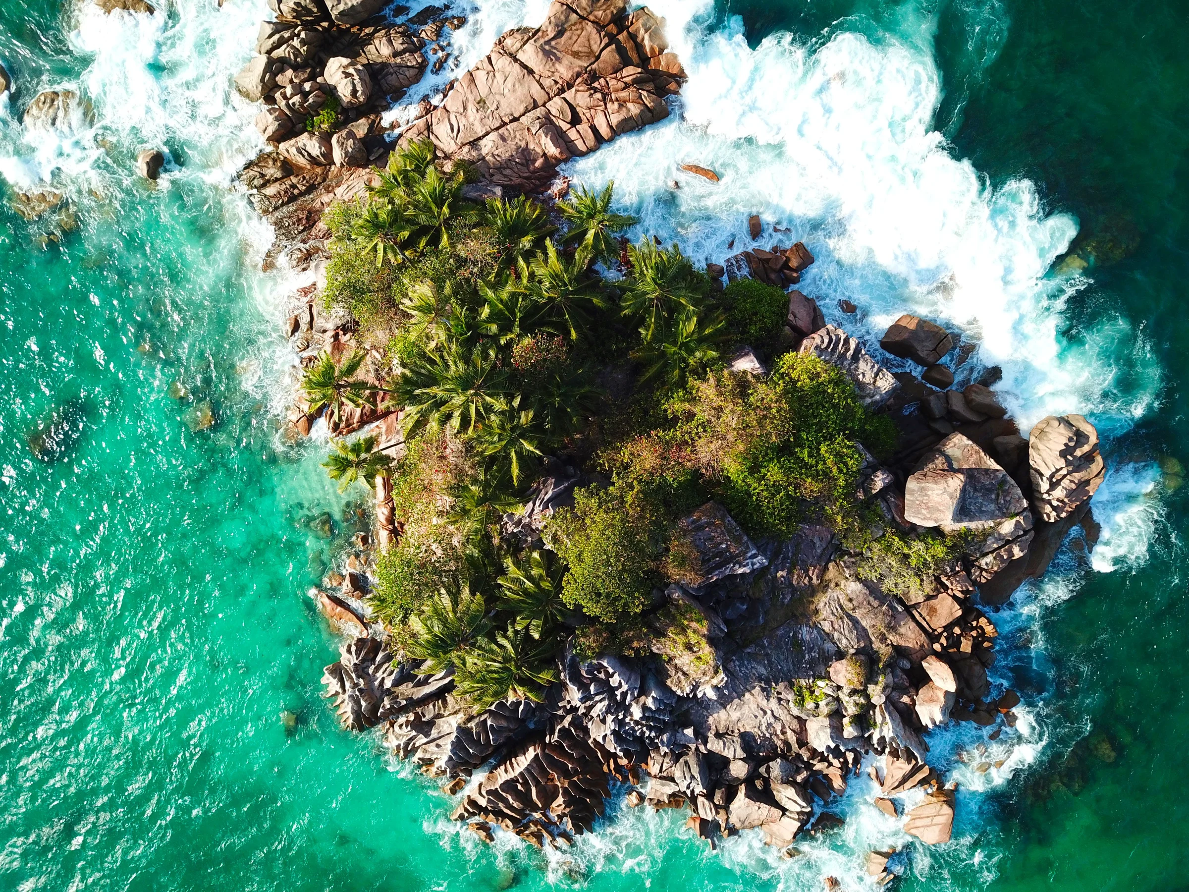 Overhead view of a granite islet